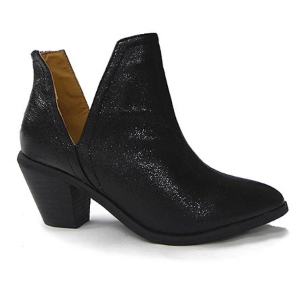 N.Y.L.A  NASTY Gal  Izzy Black Booties